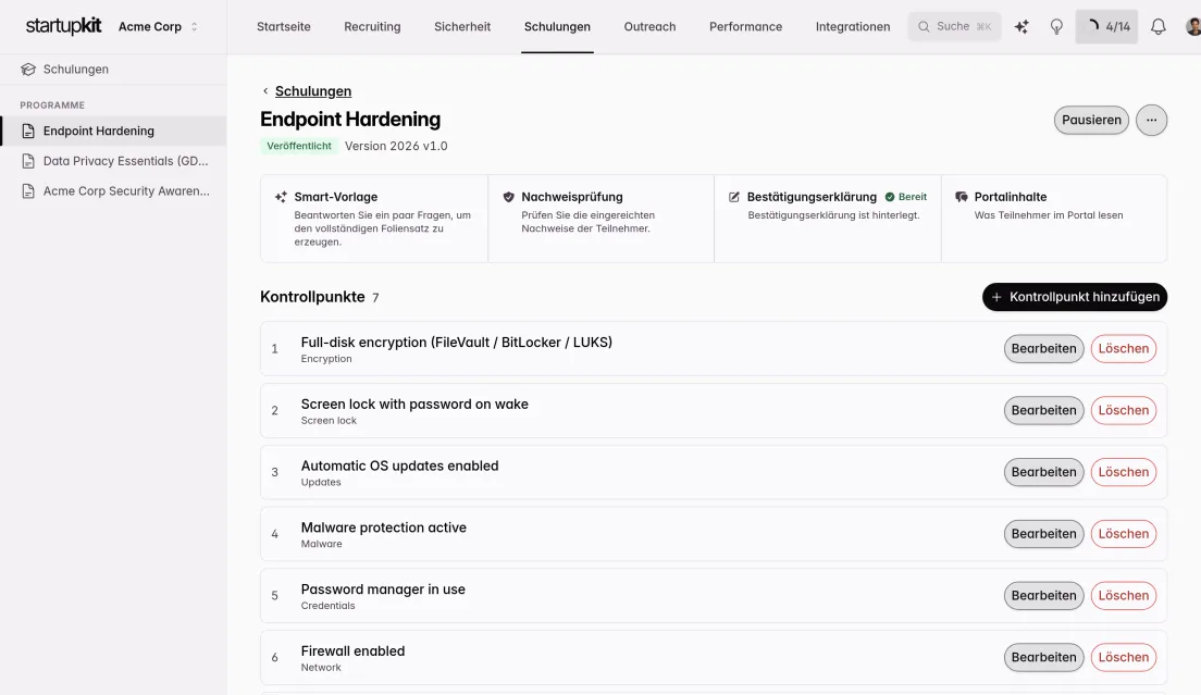 Programm-Editor mit der Foliensatz-Gliederung und den Sicherheits-Kontrollpunkten eines Trainingsprogramms vor der Veröffentlichung