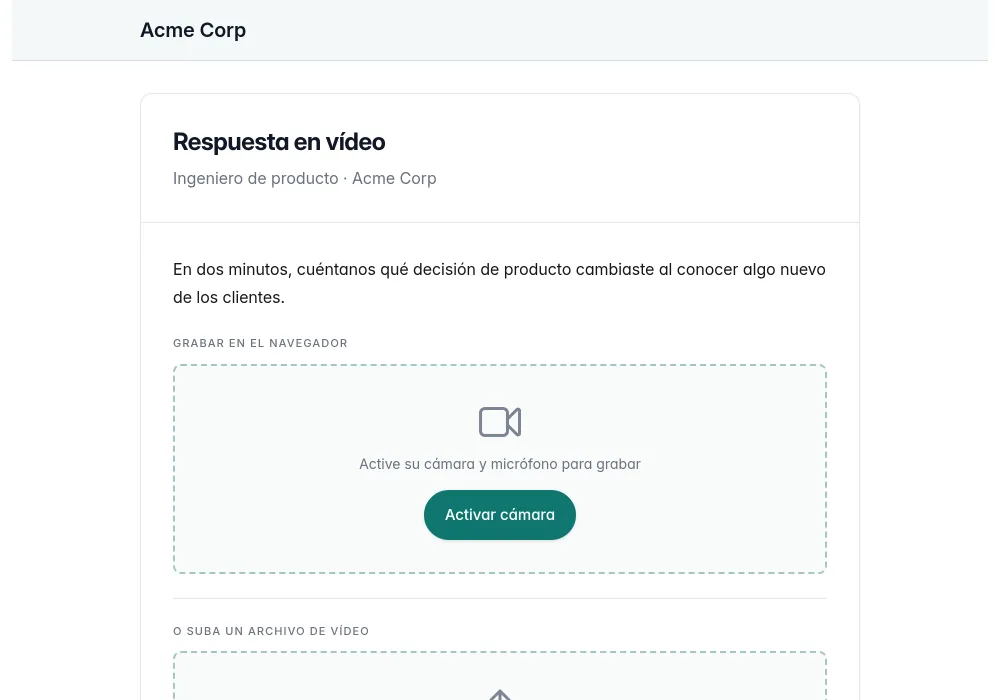Un candidato graba una respuesta en vídeo con límite de tiempo a una pregunta de selección